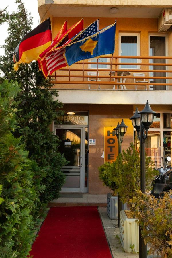 Boutique Hotel Igmas, Prishtina Pristina Exterior photo