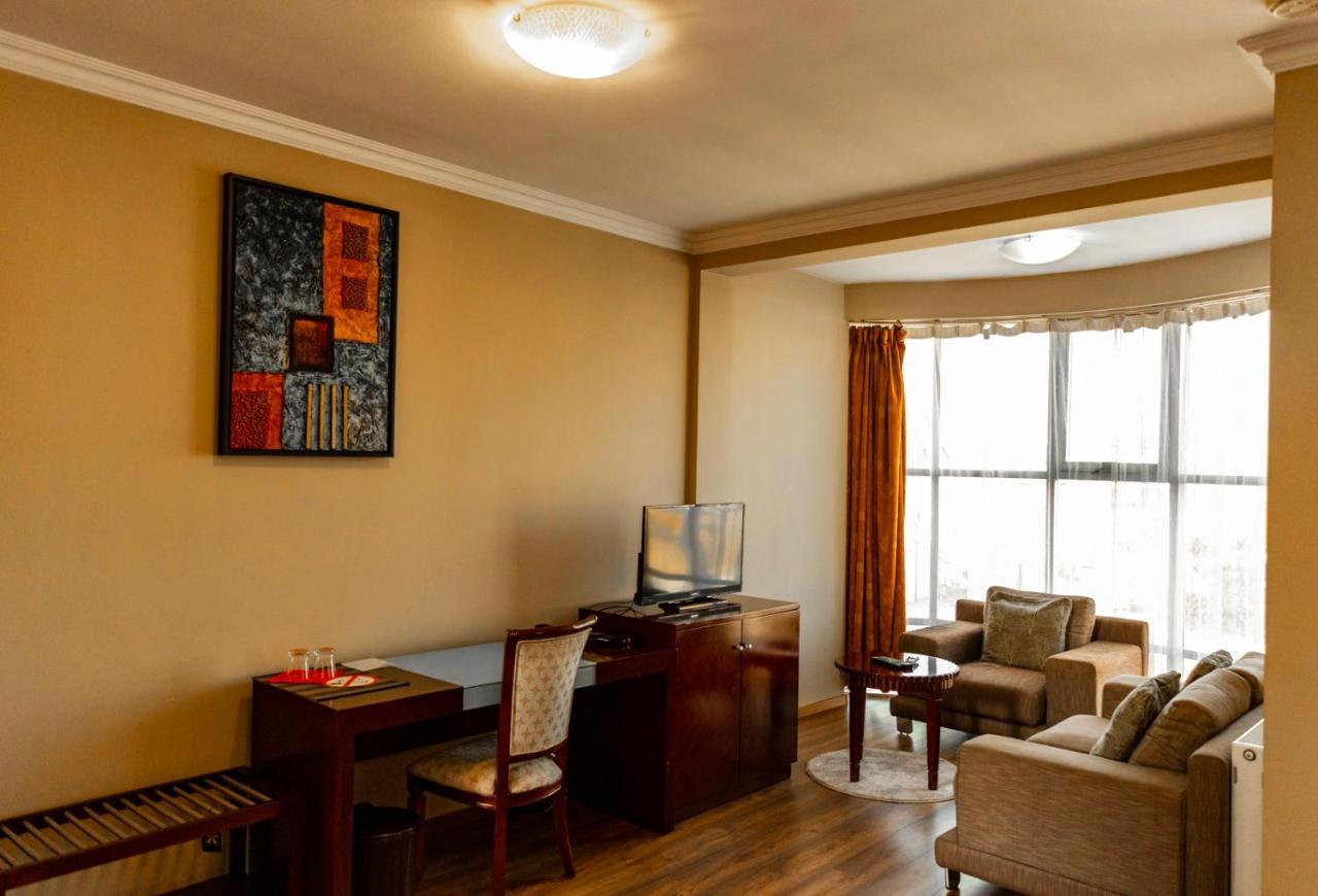 Boutique Hotel Igmas, Prishtina Pristina Exterior photo