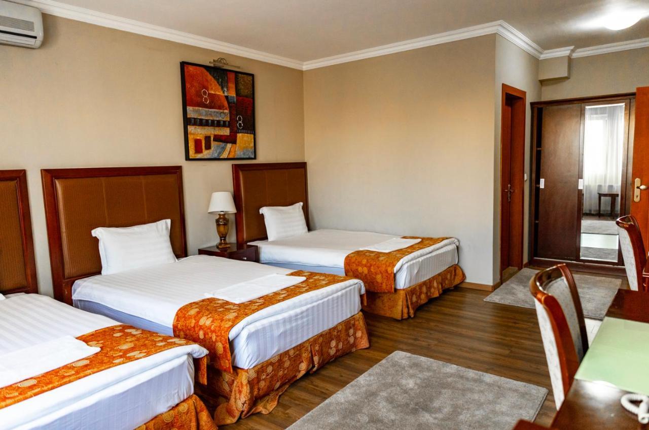 Boutique Hotel Igmas, Prishtina Pristina Exterior photo